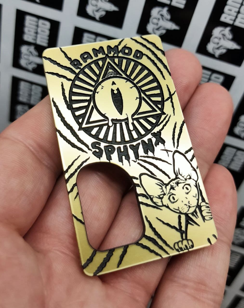 Sphynx Eye Plexi gold